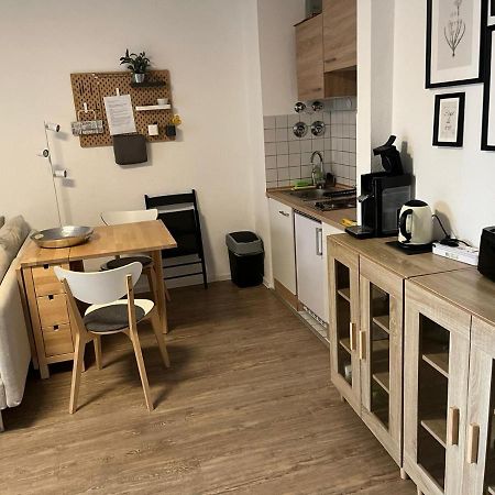 1 Zimmer Wohnung Mit Der Terrasse In Der Innenstadt 威斯巴登 外观 照片